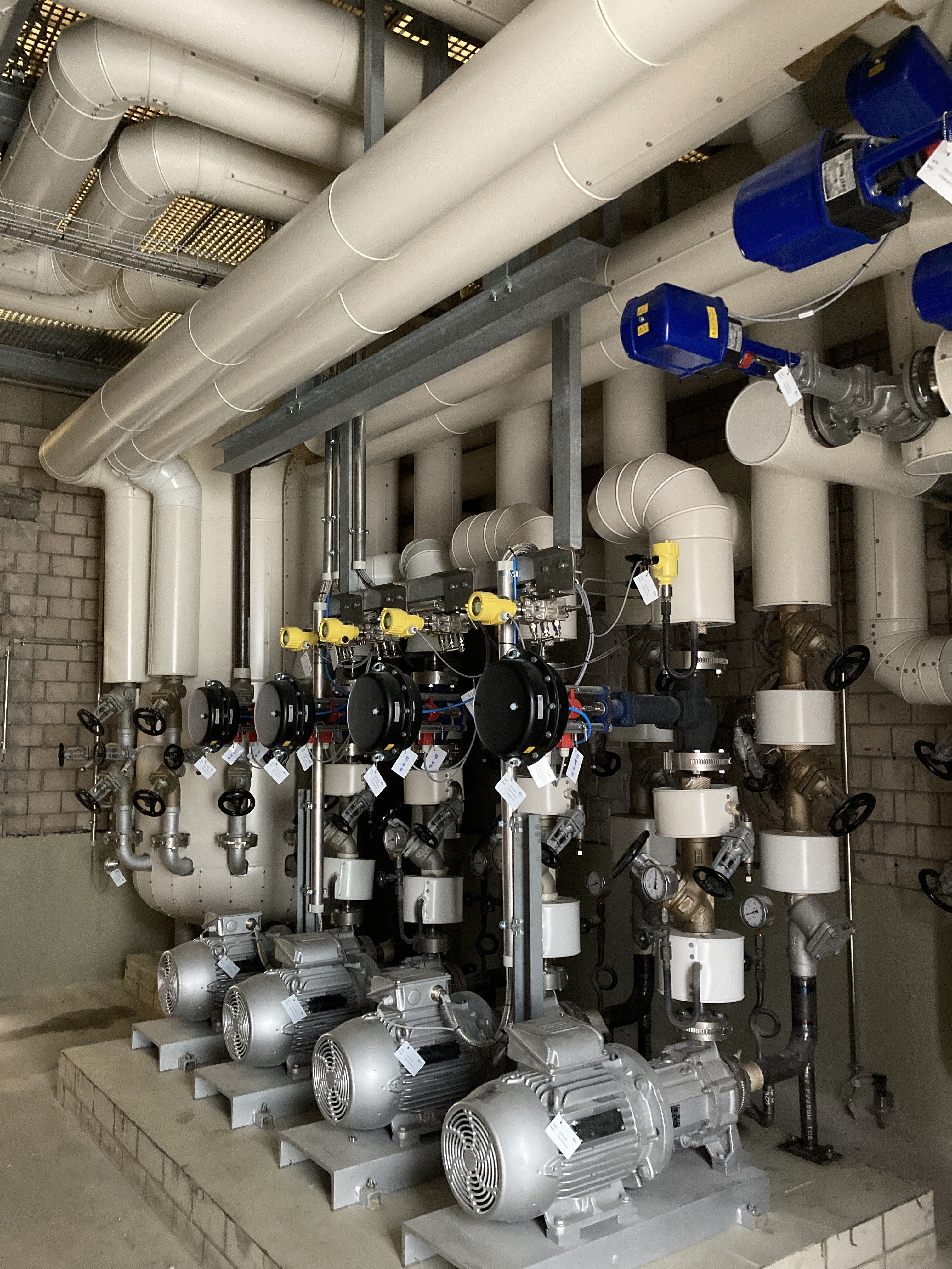 Heraeus Precious Metal Supply Pumps Thermal Oil